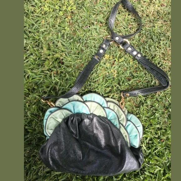 Lockheart Cross Body Flower Crossbody/purse Green - Picture 3 of 6